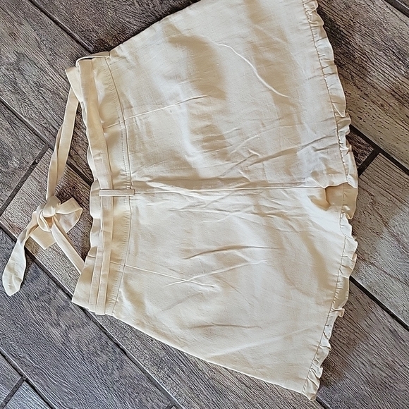 WOMENS cotton casual shorts size Large - Picture 3 of 4